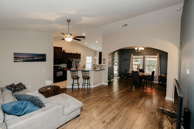 Building Photo - 3615 Haymont Ln