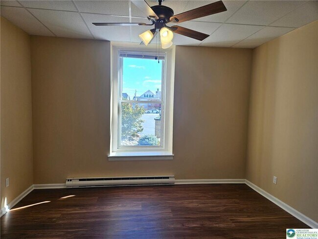 Building Photo - 525 2nd St