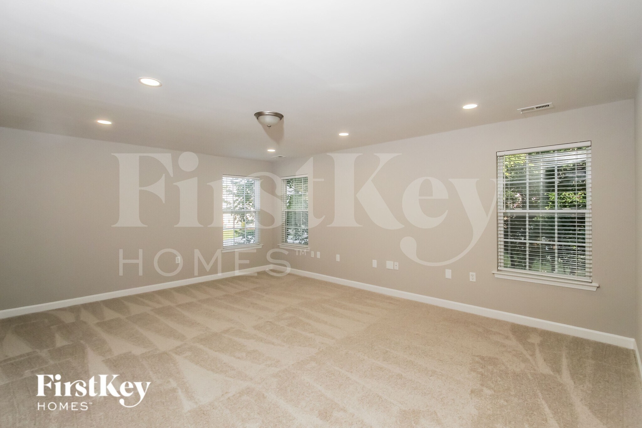 Building Photo - 4204 High Shoals Dr