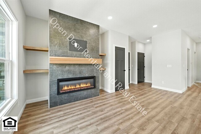 Building Photo - 1030 Wayne St