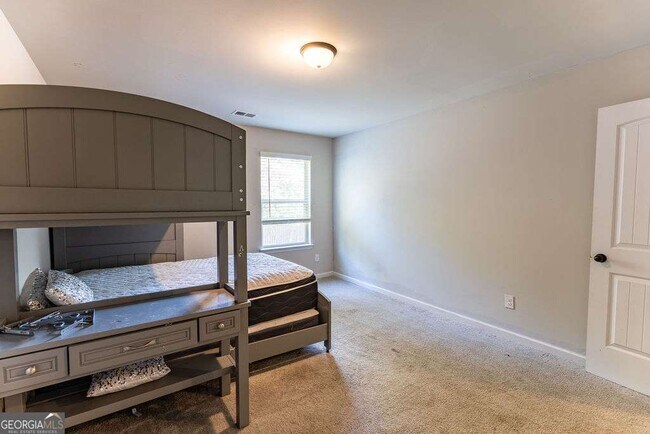 Building Photo - 1028 Mcconaughy Ct