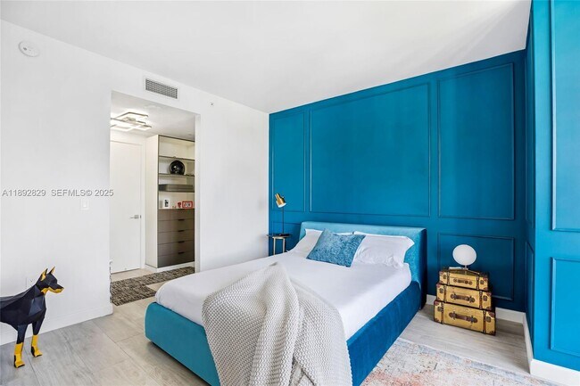 Building Photo - 55 SW 9th St