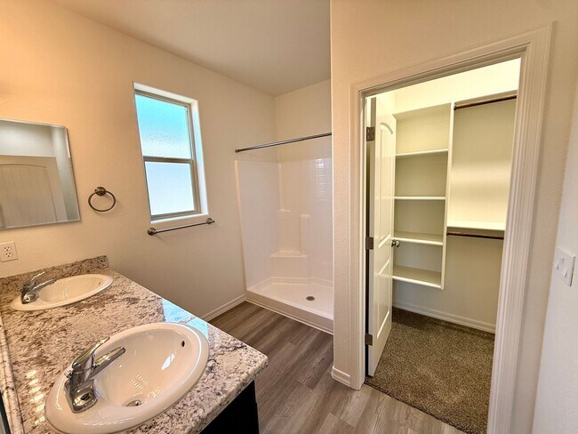 Building Photo - Beautiful New Construction 3 Bedroom Home ...
