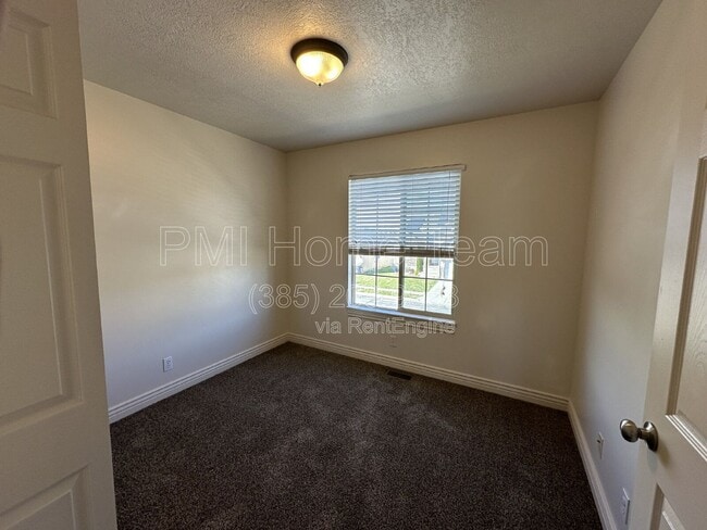 Building Photo - 3133 W 525 N