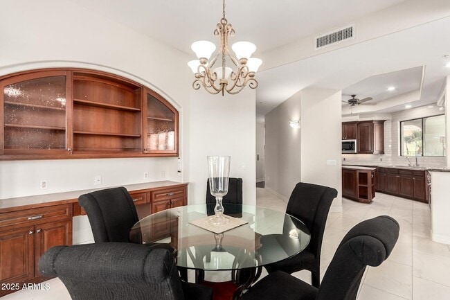 Building Photo - 8614 N 17th Pl