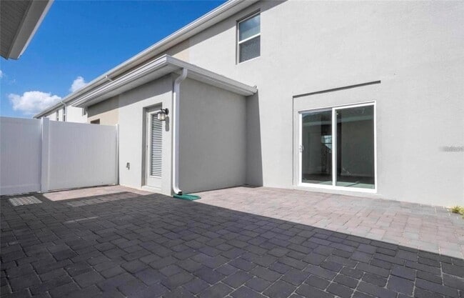 Building Photo - 13890 Title Wy