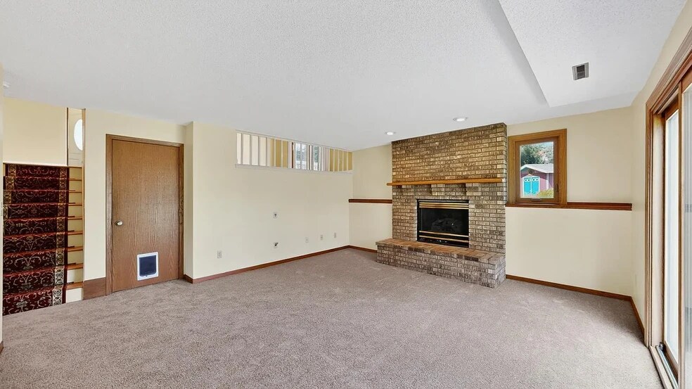 Basement living1 - 4543 Arbor Dr NW