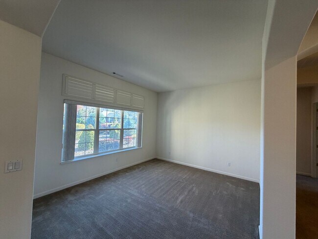 Building Photo - Spanish Springs 5bed/3ba Rental Available ...