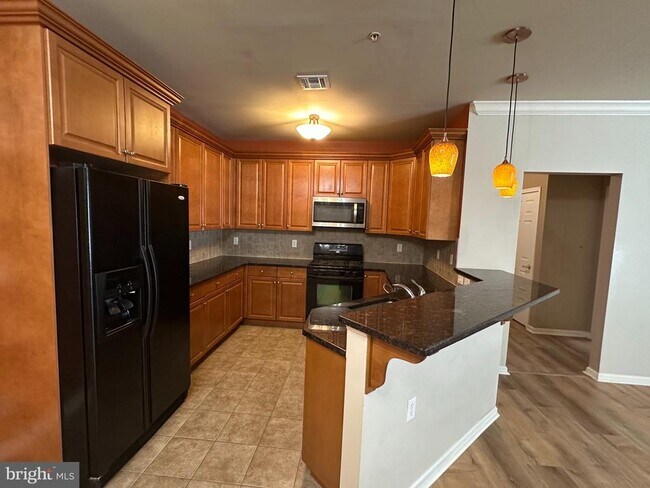 Building Photo - 416 Masterson Ct