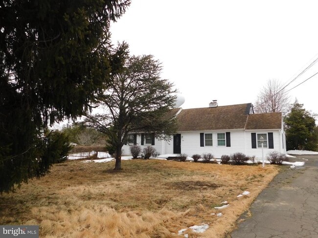 Building Photo - 747 Churchville Rd