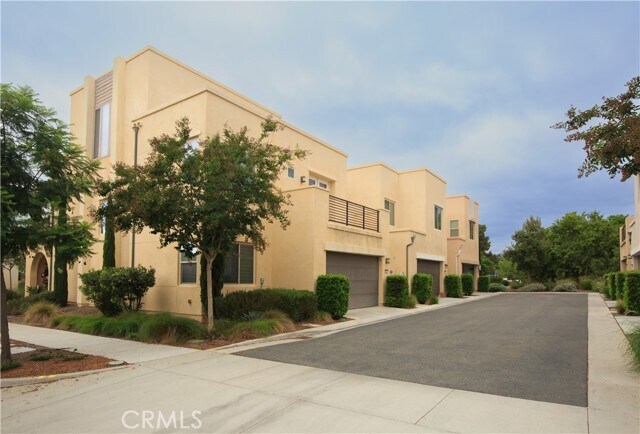 Building Photo - 137 Stellar