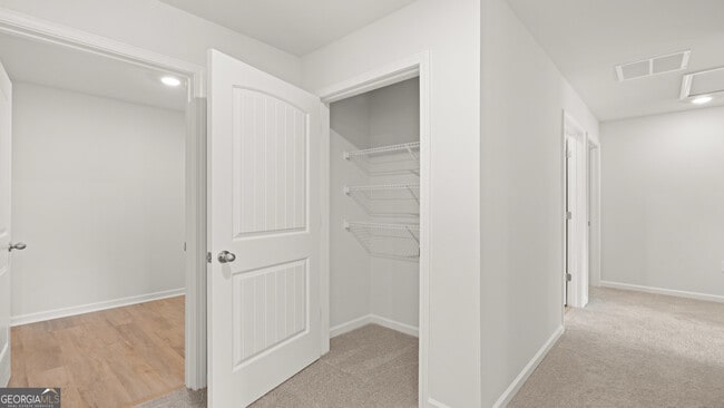 Building Photo - 36 Coggins Pl NE