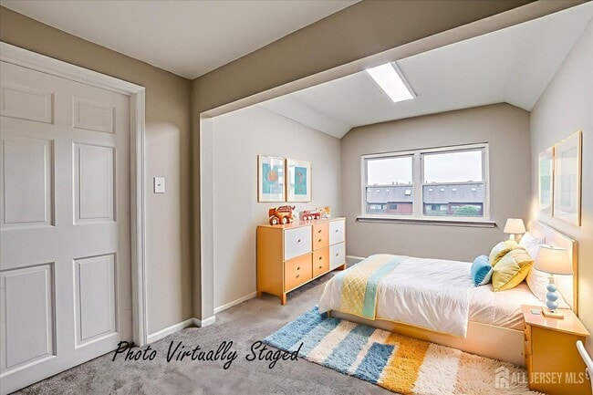 Building Photo - 142 Beverly Hill Terrace