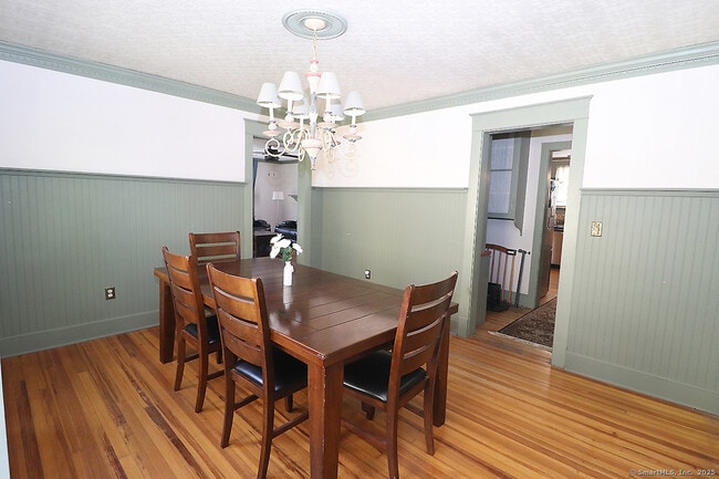 Building Photo - 111 Stearns St