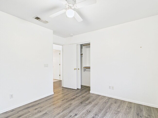 Building Photo - Charming Butler Place Home with a Swimming Pool