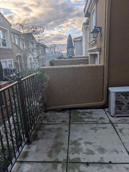 Building Photo - 3121 St Florian Way