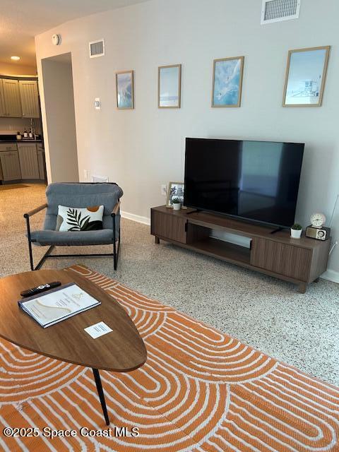 Building Photo - 126 Tyler Ave