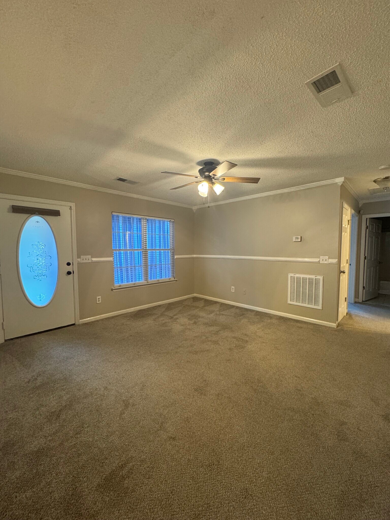 Building Photo - 1618 Yost Ln