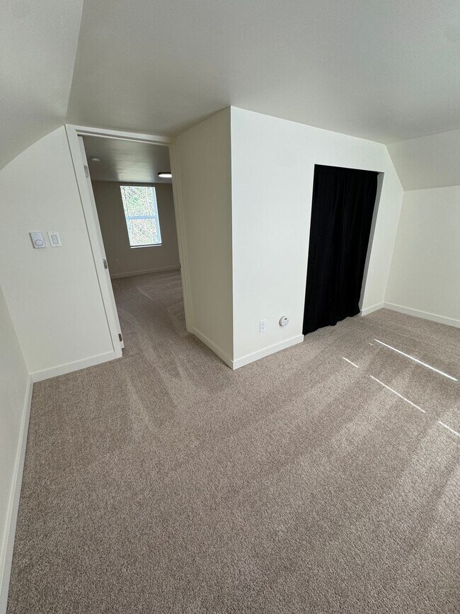 Building Photo - 3 Bedroom 1 Bathroom House for Rent in Auburn WA