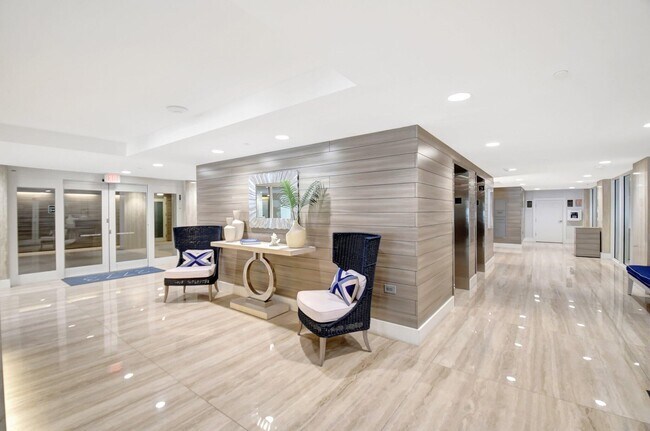 Building Photo - 2773 S Ocean Blvd