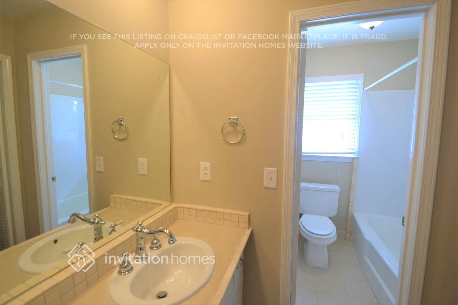 Building Photo - 2507 Robin Hood Pl