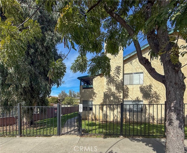 Building Photo - 101 W Olive Ave