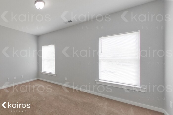 Building Photo - 7079 Shadesbrook Dr