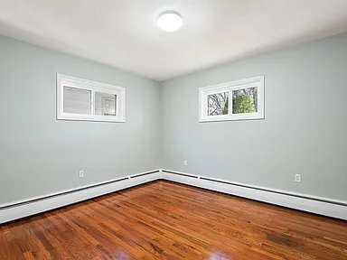 Building Photo - 111 W Pettebone St