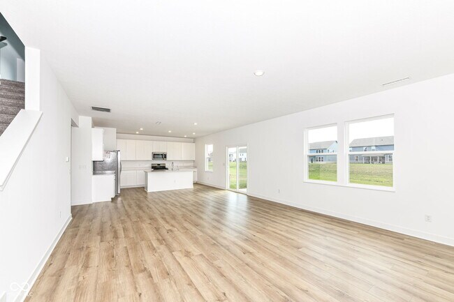 Building Photo - 1069 Sunderland Dr