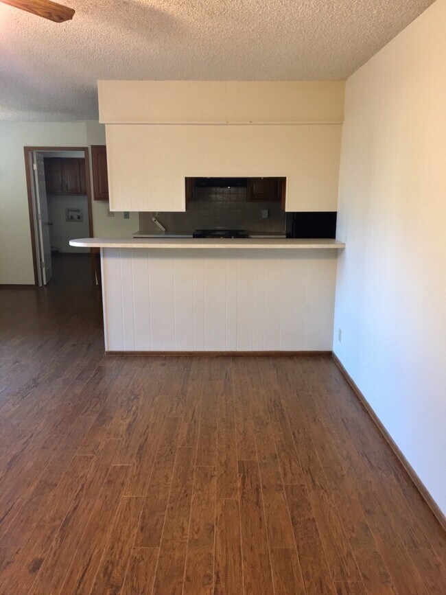 Building Photo - 7511 E 24th Ct N