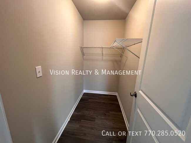 Building Photo - 8329 Triple Crown Dr