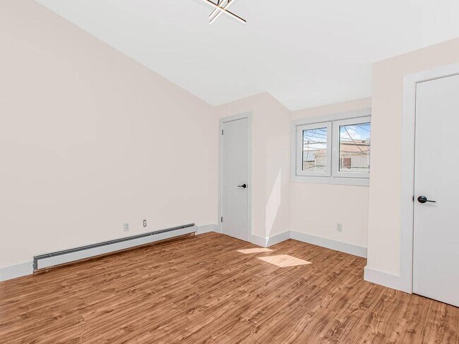 Building Photo - 22 Betty Ct