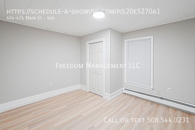 Building Photo - 464-474 Main St-464