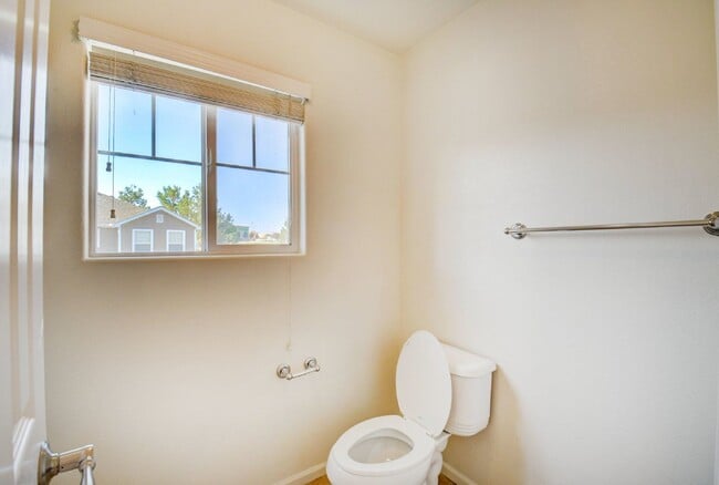 Building Photo - 8129 Elk River View