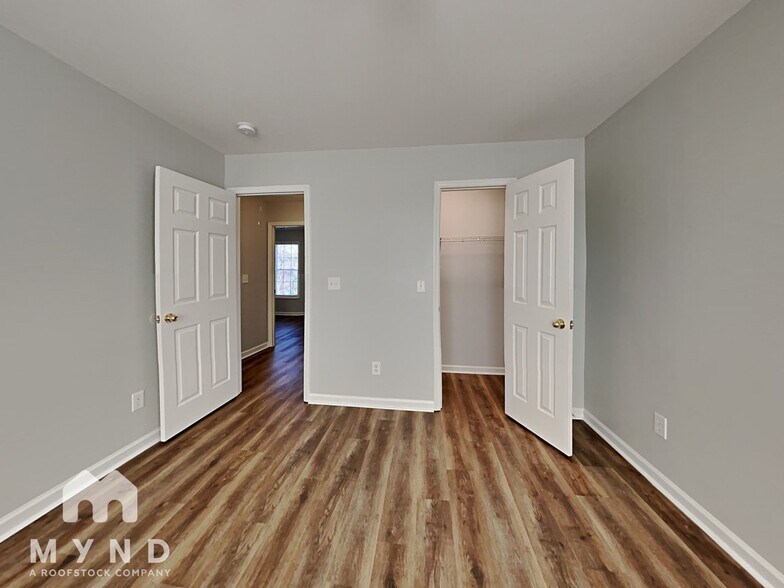 Building Photo - 5413 Advantis Dr