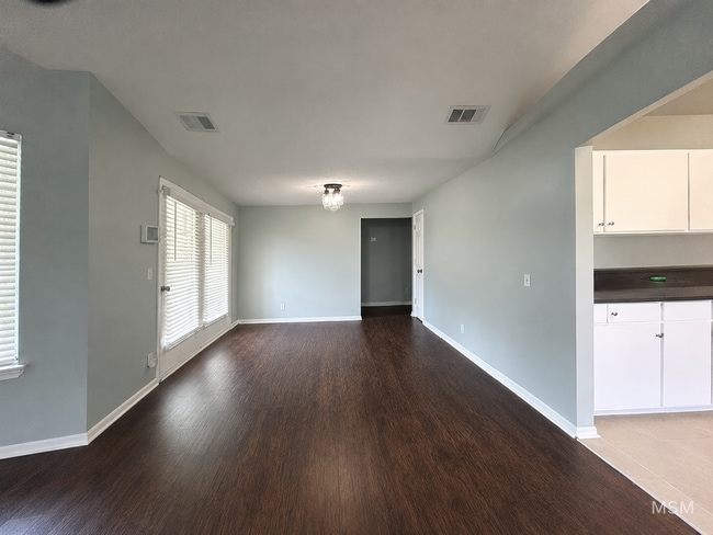 Building Photo - 19 Parish Way