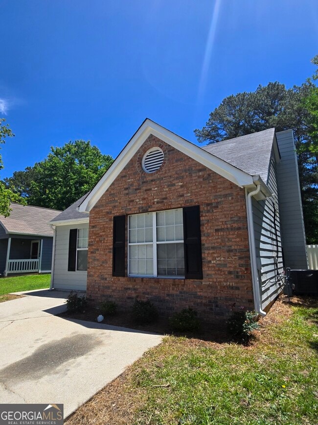 Building Photo - 1504 Cain Ct