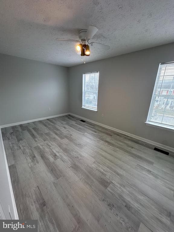 Building Photo - 104 Peridot Pl