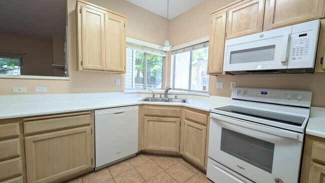 Building Photo - 143 Tuscany Ct