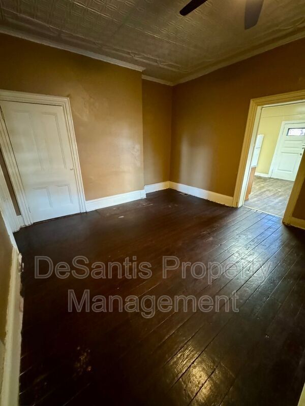 Building Photo - 1815 Locust St