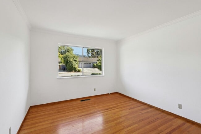Building Photo - 20373 Glasgow Dr