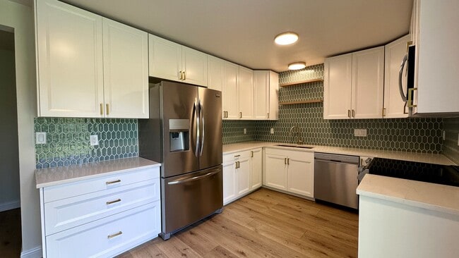 Building Photo - 17670 Green Isle Ct