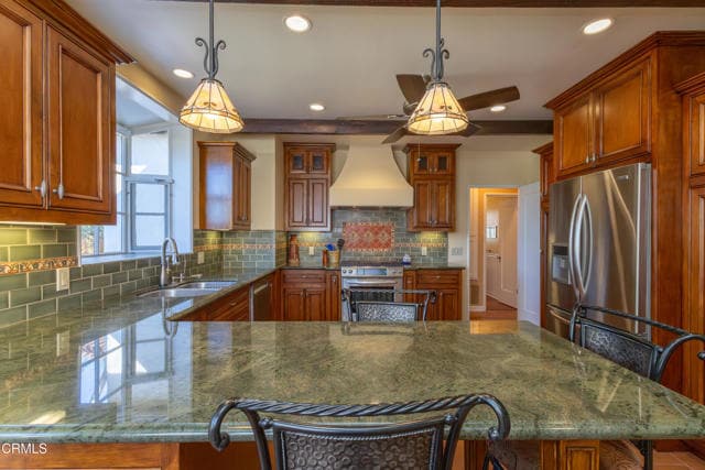 Building Photo - 2069 Mar Vista Ave