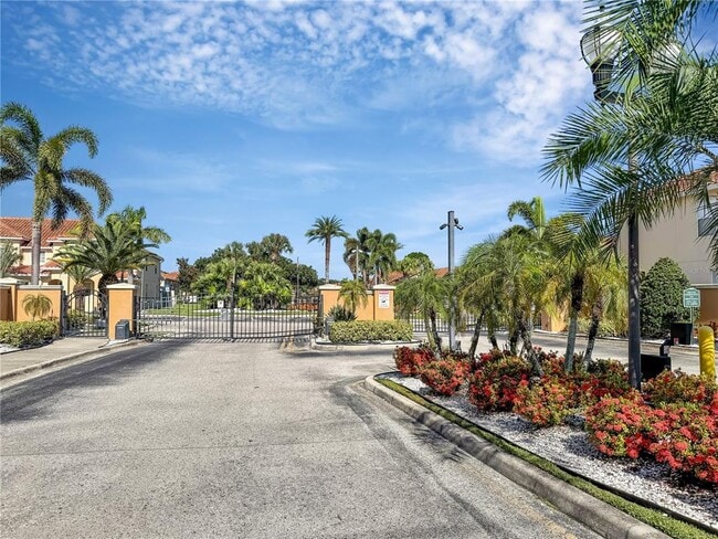 Building Photo - 5450 Paradise Cay Cir