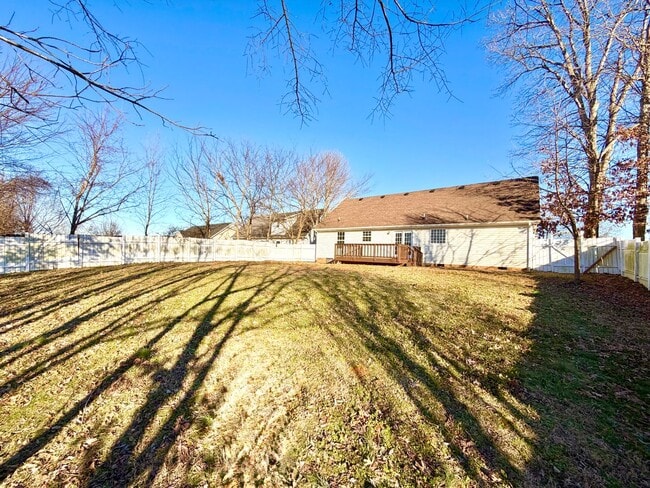 Building Photo - 1636 Cedar Springs Cir