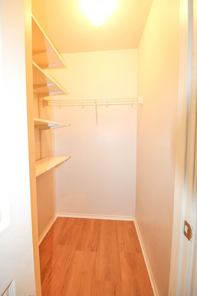 Building Photo - 9706 Battle Pass