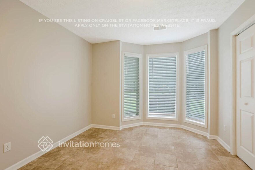 Building Photo - 1010 Pepper Cir