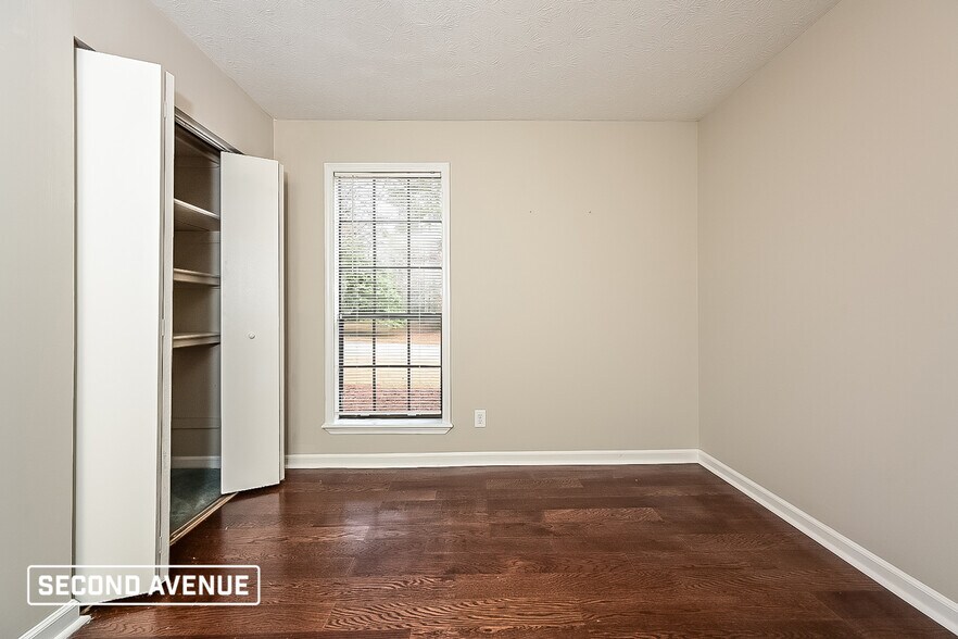 Building Photo - 134 Fairview Dr