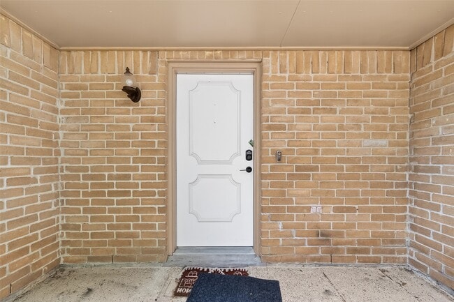 Building Photo - 1122 Woodbridge Ave