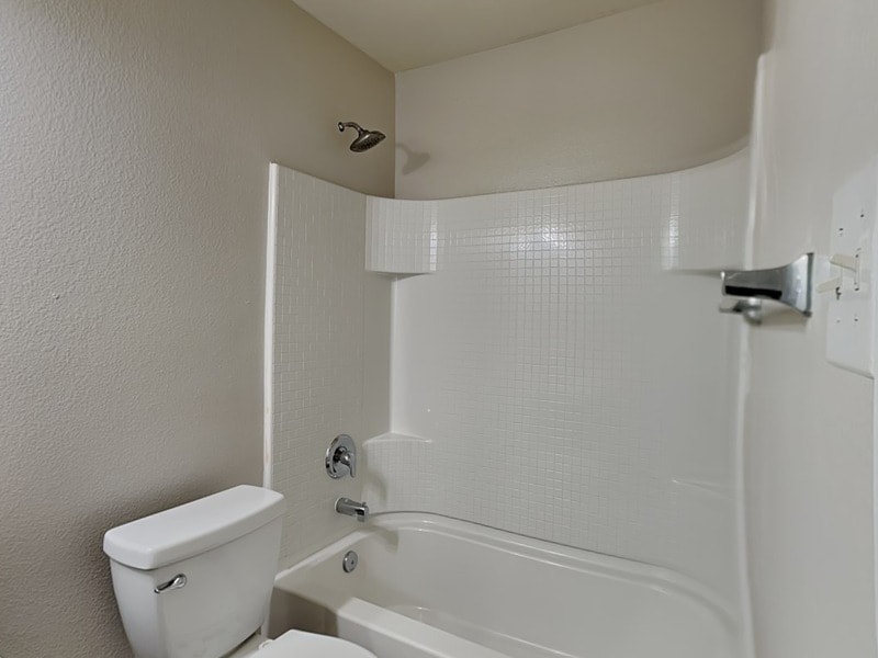 Building Photo - 219 Stable Dr